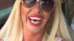 Maine se marita cea mai buna prietena a Loredanei Chivu! Ce a facut blondina in seara asta: "Multa lume nu stie ce inseamna asta, e o traditie aici la noi!"