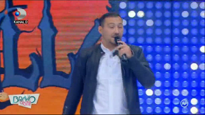 VIDEO Andreea Mantea si Stefan Stan, fata in fata la 'Bravo, ai stil!' Ce priviri i-a aruncat prezentatoarea WOWbiz in timp ce el canta