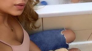 VIDEO Ce frumoasa e fiica lui Beyonce si a lui Guta! Micuta a fost scoasa la pizza de mama ei novalue