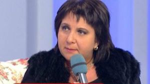 Carmen Serban e scandalizata: "Omul era baut, i se impleticea vorba in gura, cu un ton arogant, spunandu-mi ca sunt reguli impuse de stat si ca trebuie sa ne conformam!" Vezi ce a patit cantareata novalue