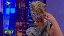 Silvia, atacata cu OUA in platoul emisiunii „Bravo, ai stil!”! Imagini incredibile cu concurenta care isi curata oul din cap