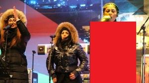 Cum s-a imbracat Andra la un concert in aer liber! Era foarte frig, dar artista a incalzit imediat atmosfera! novalue