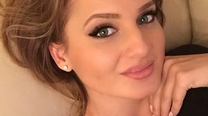 Primele imagini cu Ana Mardare, cantareata a suferit o operatie pe creier acum trei saptamani! Artista a depasit momentele dificile si doar cearcanele ii tradeaza problemele de sanatate novalue