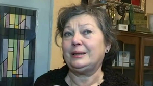 Anca Pandrea are porniri macabre. Tine pe noptiera de langa pat o lucrare funerara!