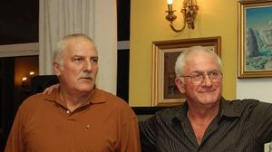 Victor Surdu, alaturi de Cristian, fratele care a fost implicat intr-un accident rutier soldat cu o victima