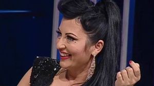 Anca de la Strehaia a fost ceruta in casatorie. Vezi de cine si mai ales in ce fel. Leo primeste umilinta totala