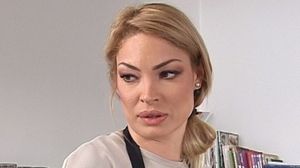 Valentina Pelinel trece prin momente triste! Anuntul bomba facut in urma cu putin timp: "Se opereaza a patra oara!"