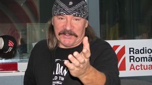 Vasile Seicaru: "Eu nu dorm noaptea si ma culc la 5 dimineata! Dorm pana la ora 11! Asta fac de 11 ani, nu dorm noaptea, nu pot sa dorm!"