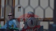 Sau la o bere cu prietenii