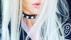 Cu ghetele astea ciudate a urcat Delia pe scena la concert! Foto!