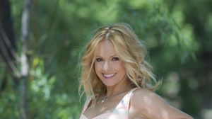 Ce lovitura pentru Simona Gherghe! Barbatul pe care ea si iubitul Razvan si-l doreau nas de cununie a fost executat silit! E dator zeci de milioane de euro!  EXCLUSIV