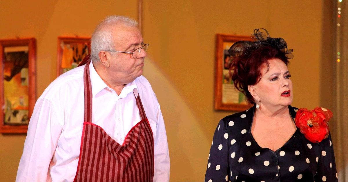 Arsinel si Stela Popescu sunt demolati de o spectatoare. - WOWBiz