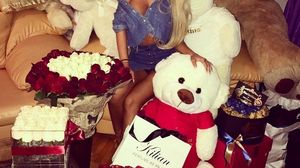 Gafă de proporţii făcută de Loredana Chivu! A vrut să le arate fanilor cât de răsfăţată este de iubitul ei, dar s-a făcut de râs! Detaliul observat de fani