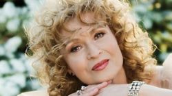 Drama nestiuta din familia Angelei Similea! Nora celebrei cantarete a pierdut o sarcina! S-a intamplat imediat dupa ce se casatorise cu Sorin, fiul artistei EXCLUSIV