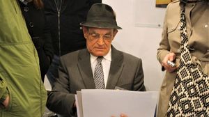 Romanul care a cucerit-o pe Angelina Jolie o umileste din nou pe Monica Gabor! Dupa ce a facut-o japita, acum isi bate joc de fotografia de la nunta cu Irinel Columbeanu! | EXCLUSIV