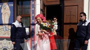 Cat au costat-o pe Andreea Balan tinutele pe care le-a purtat la botezul fetitei sale