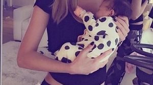 Ce si-a facut Bianca Dragusanu cu putin timp inainte de botezul fetitei sale! A apelat la preot pentru a-si putea tine azi bebelusa in brate EXCLUSIV