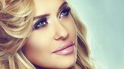 Anda Adam trebuie sa intre URGENT in “reparatii”! Cantareata s-a umplut de riduri si are pielea lasata! Vezi verdictul specialistilor! EXCLUSIV