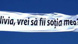 Cerere în căsătorie spectaculoasă! Ce-a putut să facă un pilot al Bazei Aeriene 95 din Bacău