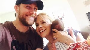 Prima fotografie in trei! Simona Gherghe, alaturi de sotul si fetita ei