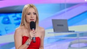 Alta veste proasta pentru Simona Gherghe! Doctorul care a castigat procesul cu ea vrea si mai multi bani de la prezentatoarea tv! Vedeta fusese condamnata, in prima instanta, sa-i achite medicului din Barlad daune de mii de euro EXCLUSIV