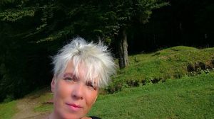 Silvia Dumitrescu, distrusa de moartea fetei lui Marius Teicu! Cantareata se afla in vacanta: "Mi-ati dat o veste tare urata!"