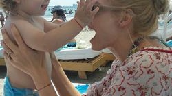 Valentina Pelinel i-a taiat motul baietelului ei in mare secret! La eveniment, a fost prezent si fostul sef de la Dinamo, care a iesit din puscarie pentru cateva zile! EXCLUSIV