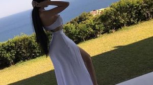 Pur şi simplu te îngrozeşte! Supermodelul dispus să MOARĂ pentru frumuseţe! Cum arată după ce şi-a injectat două kilograme de grăsime în fund şi şi-a scos două coaste