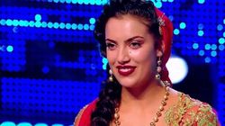 Cea mai frumoasa piranda din Galati a cantat in fata juratilor. Narcisa are 17 ani, e frumoasa foc si e maritata