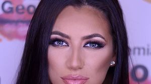 Roxana Vancea a dezvaluit cu ce isi spala parul si a starnit reactii de uimire! Costa doar 13 lei