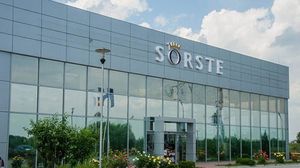 Ea e cea mai bogata textilista din tara! Fosta senatoare Sorina Placinta castiga milioane de euro cu fabrica ei de confectii! In ultimul an, ea a incasat cat in alti sapte la un loc! | EXCLUSIV