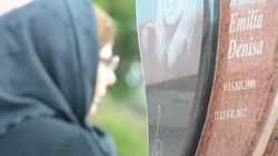 Denisa Manelista trebuia sa se marite chiar in aceasta luna. Mama artistei face dezvaluiri cutremuratoare: “Aveau cununia programata in mai si nunta in toamna. Si ce nunta ar fi facut, ca ea a cantat la toti colegii de breasla! Primise si inelul, ce mandr