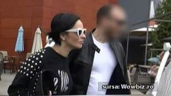 Gata, nu se mai ascunde! Andreea Marin a recunoscut relaţia pe care o trăieşte alături de Adrian: ”Sunt liniştită! Violeta vrea îşi doreşte să mă vadă fericită!”
