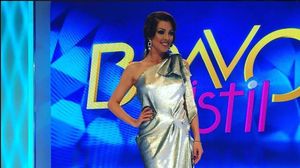 Ilinca Vandici, la proba de foc. A fost filmata cu incetinitorul, din cap pana in picioare, la doua luni dupa ce a nascut. Vedeta n-are niciun defect! | VIDEO