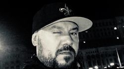 Rimaru de la R.A.C.L.A. a scos o melodie cu mesaj clar: "Si te vad ca printre bare dupa un hashtag, chiar daca recunosc ca atunci am dat-o foarte grav de gard!"