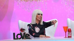 Anca, comparata de Raluca Badulescu cu un liliac! Cum s-a imbracat azi concurenta aflati la "Bravo, ai stil!", de la 16.30, la Kanal D