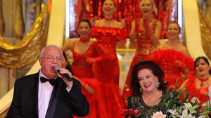 O artista sustine ca Alexandru Arsinel va rezista cu greu fara Stela Popescu: ”In teatru, a-ti pierde partenera de scena e mai rau decat daca ti-ai pierde sotia!”