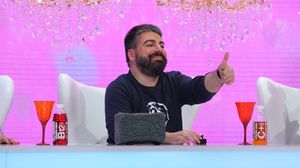 Maurice Munteanu, despre outfitul Iulianei: “Cand ma uit la tine, vad o poezie veche romaneasca, nostalgica!” Cum s-a imbracat tanara vedeti azi la "Bravo, ai stil!", de la 16.30, la Kanal D