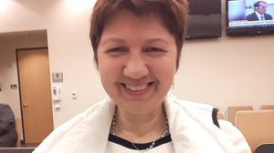 Ca sa obtina cetatenia americana, Corina Dragotescu a vorbit la interviu despre Ceausescu si despre Dracula!