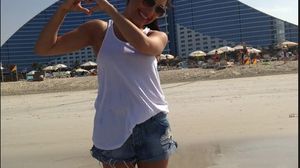 Andra a petrecut de cateva ori Revelionul in Dubai, dar uite ce face la intrarea in 2018! Va fi alaturi de Maruta, la un eveniment din tara