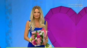 Surpriza de proportii pentru Bianca Dragusanu, la finalul emisiunii de azi! "Florile sunt din partea..."