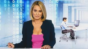 "Esca, ai ceva intre dinti" Stirista a aparut in fata camerei asa cum nu te-ai fi asteptat