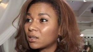 Nadine: "Oamenii ziceau ca ciorile nu ajung la televizor" Vedete din Romania care au suferit ingrozitor din cauza culorii pielii lor! Nadine, Cabral si Laurette au povestit cum au fost jigniti pentru ca nu sunt albi!