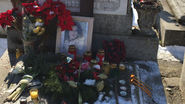 Locul de veci al Stelei Popescu este acoperit cu flori