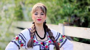 O cantareata de muzica populara, jefuita in trafic! Hotii au urmarit-o kilometri intregi. Ce i-au facut apoi