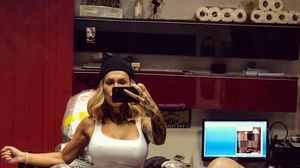 O bomba sexy celebra isi cauta asistent personal! "Se ofera salariu avantajos"! Ce criterii trebuie sa indeplineasca alesul?