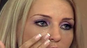 Elena Hueanu, de urgenta la spital! Fetita sa a fost bagata direct pe perfuzii!
