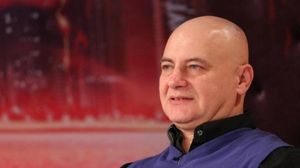 Mircea N. Stoian s-a despărţit de iubită: ”După un an şi ceva de relaţie...”