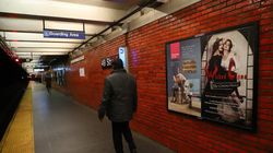 Fetele de la Indiggo apar in postere la metroul din New York