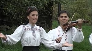 O cantareata de muzica populara a facut anuntul: "O parte importanta din sufletul nostru pleaca..."